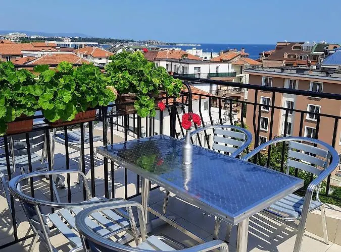 Art Rozalia Къща за гости Равда