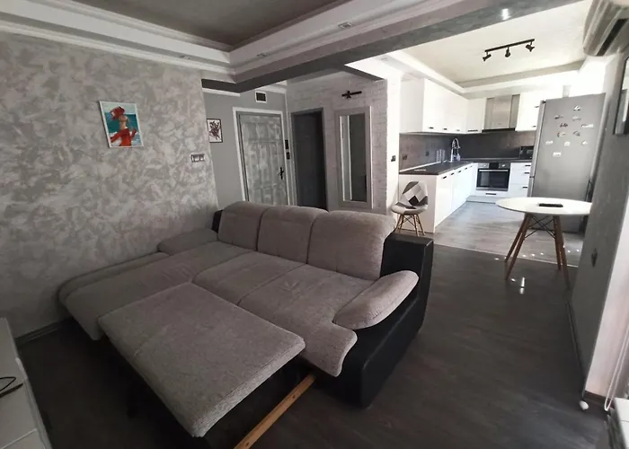 Art Rozalia 3* Равда