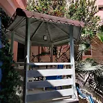 Art Rozalia Guest house
