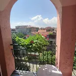 Guest house Art Rozalia Ravda