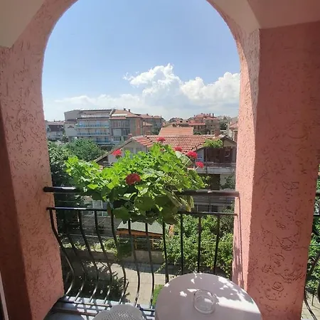 Pensjonat Art Rozalia Rawda