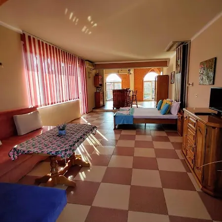 Art Rozalia Guest house 3*