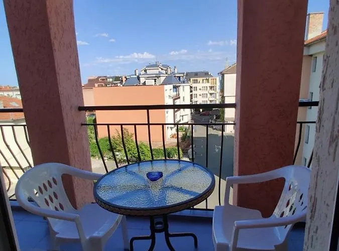 招待所 Art Rozalia 3*