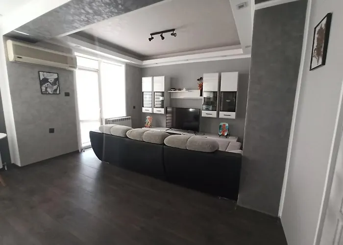 Art Rozalia 拉夫达